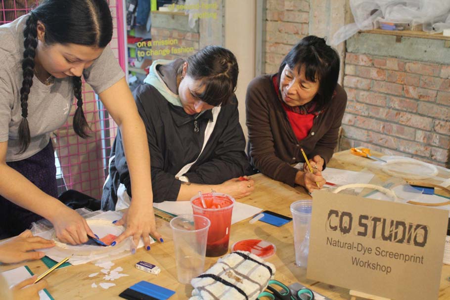 Cassie leading a natural-ink screen printing workshop hosted at Traid